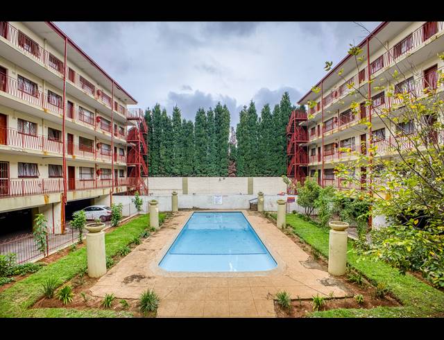 2 BEDROOM APARTMENT FOR SALE IN KENSINGTON B